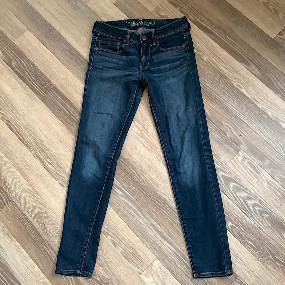 American Eagle navy skinny jeans